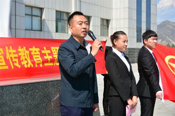 院团委举行“学党史、知党情、跟党走”主题团日活动