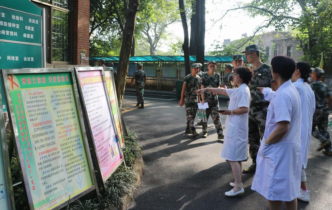 开学季校医院全方位为新生健康保驾护航图文