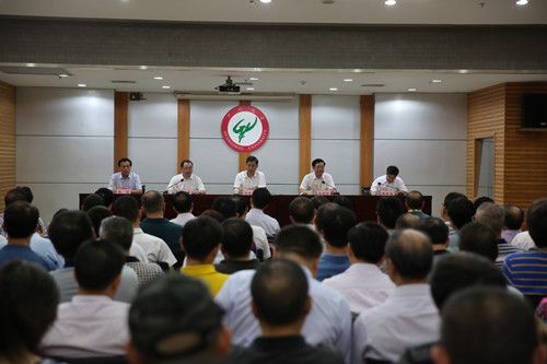 广东省委宣布我校党委书记、校长任命决定