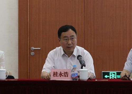 复旦大学附属医院下层党建工作座谈会召开